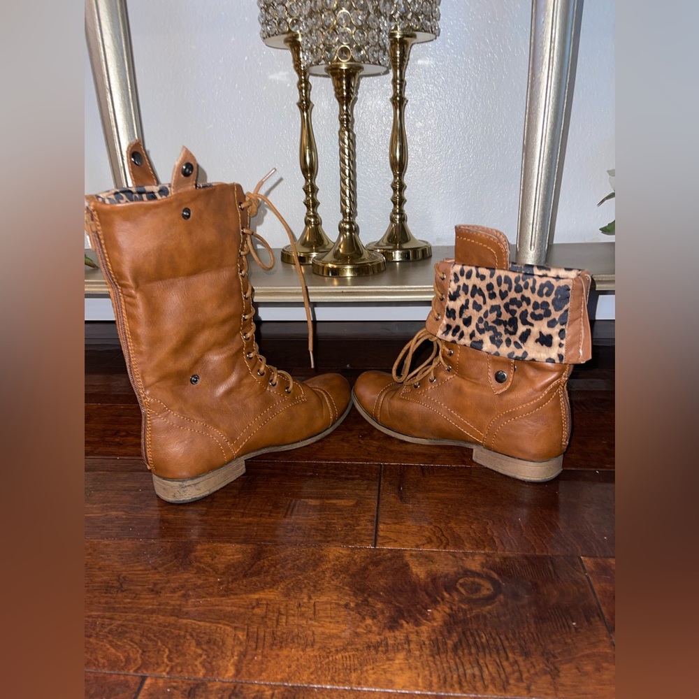 combat boots
